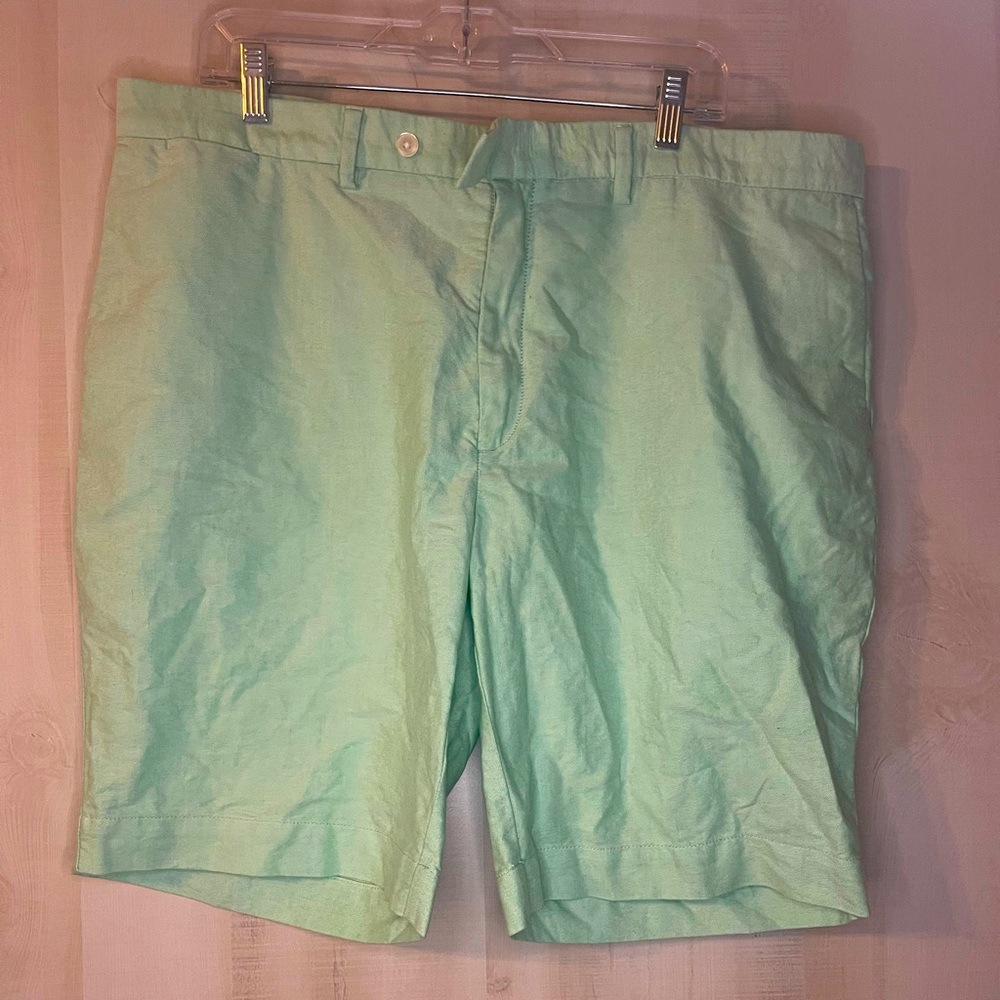 Polo Ralph Lauren mint green flat front cotton shorts 10 inch inseam size 40